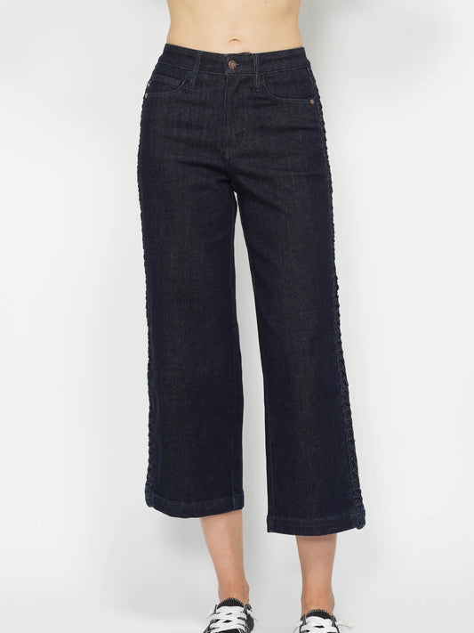 Seam Braid Cropped Wide Jeans