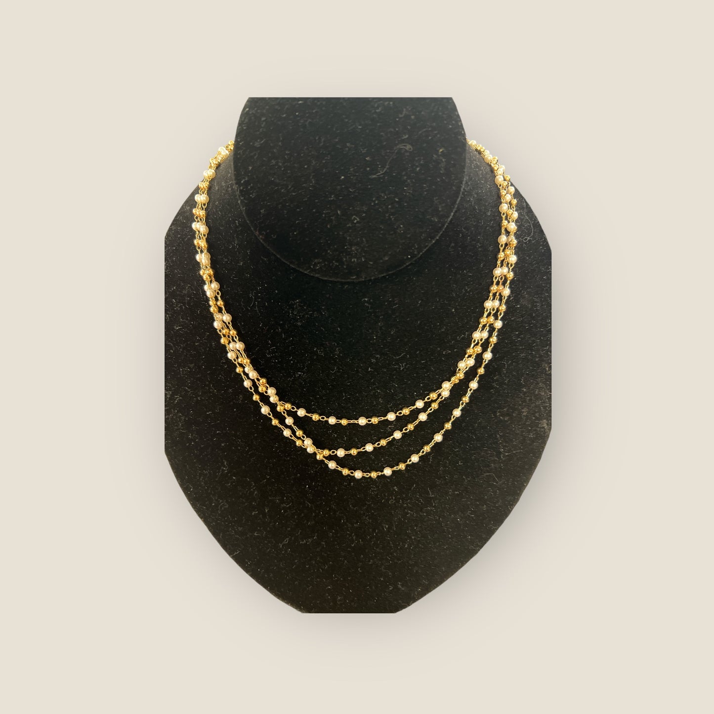 Gold and Pearl Beads Necklace