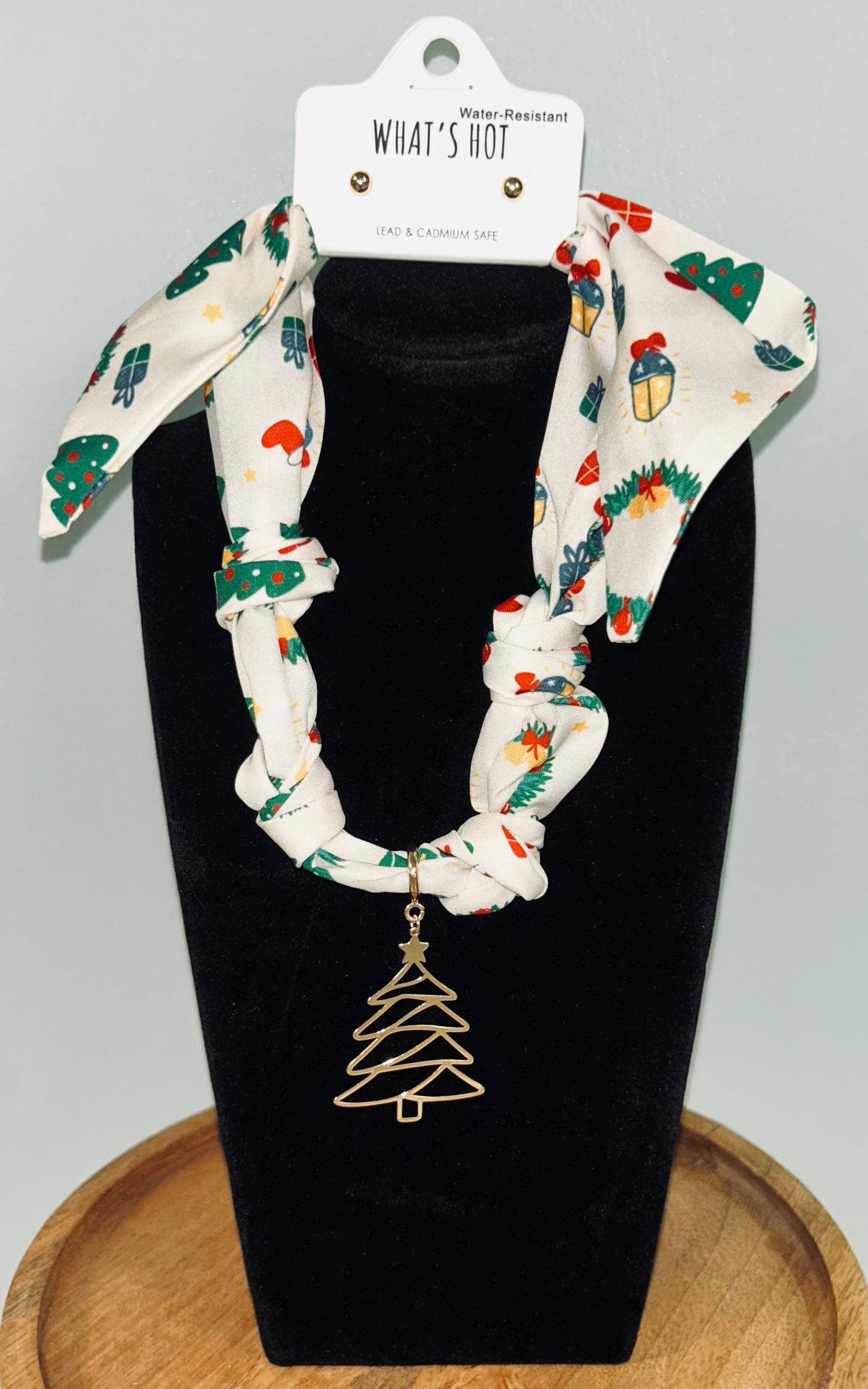 Christmas Tree Scarf Necklace